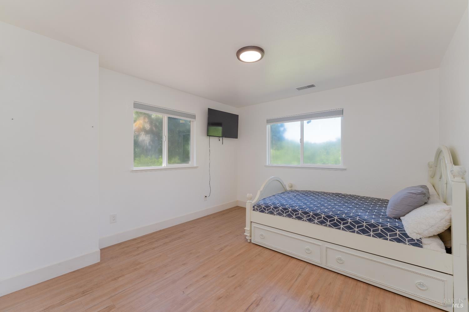 261 Crestview Drive Ukiah CA 95482