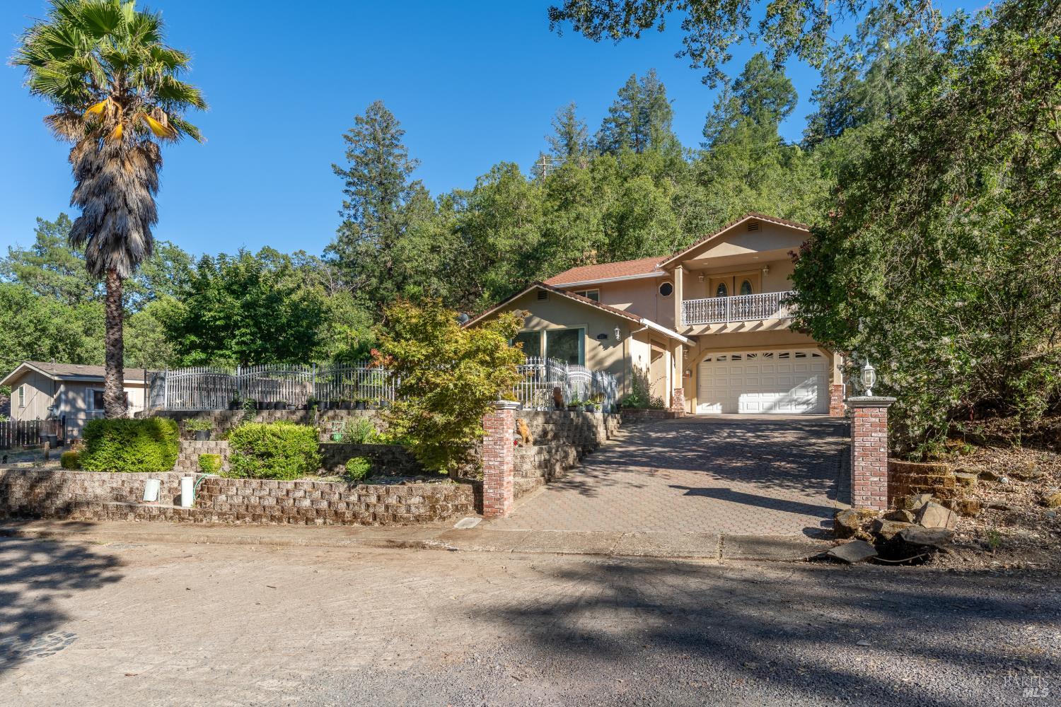 261 Crestview Drive Ukiah CA 95482