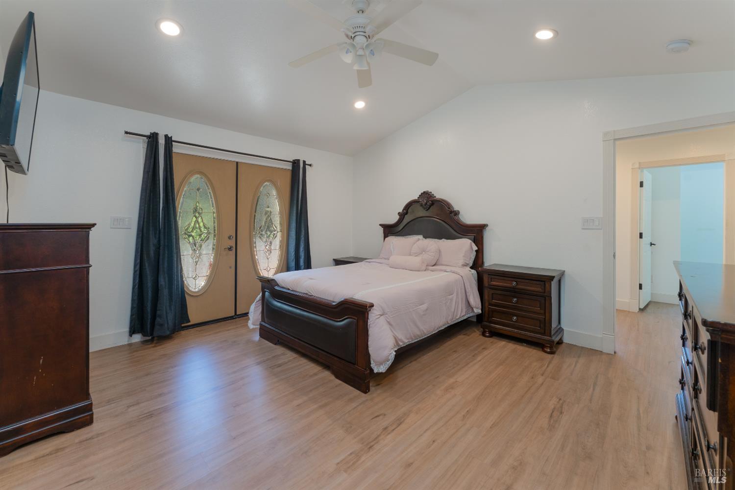 261 Crestview Drive Ukiah CA 95482