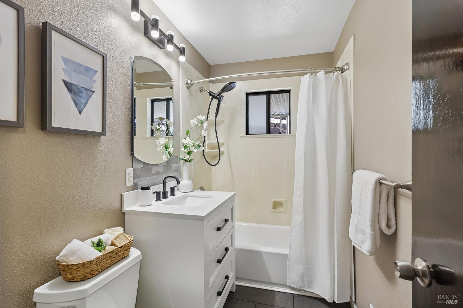 25 Sereno Place Vallejo CA 94589