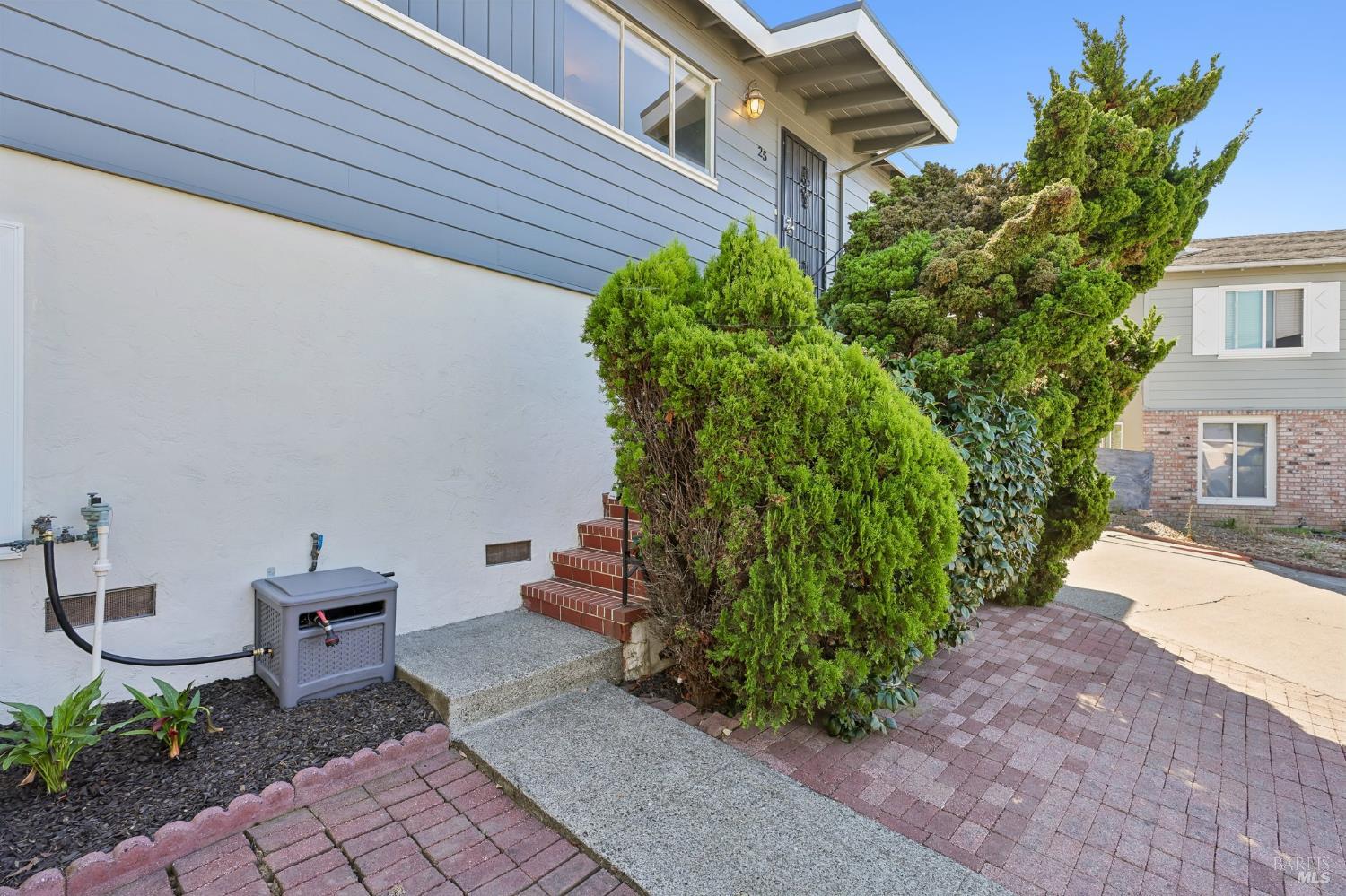 25 Sereno Place Vallejo CA 94589