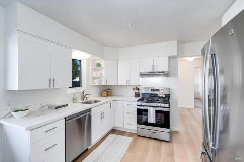 1417 E Madison Street Petaluma CA 94954
