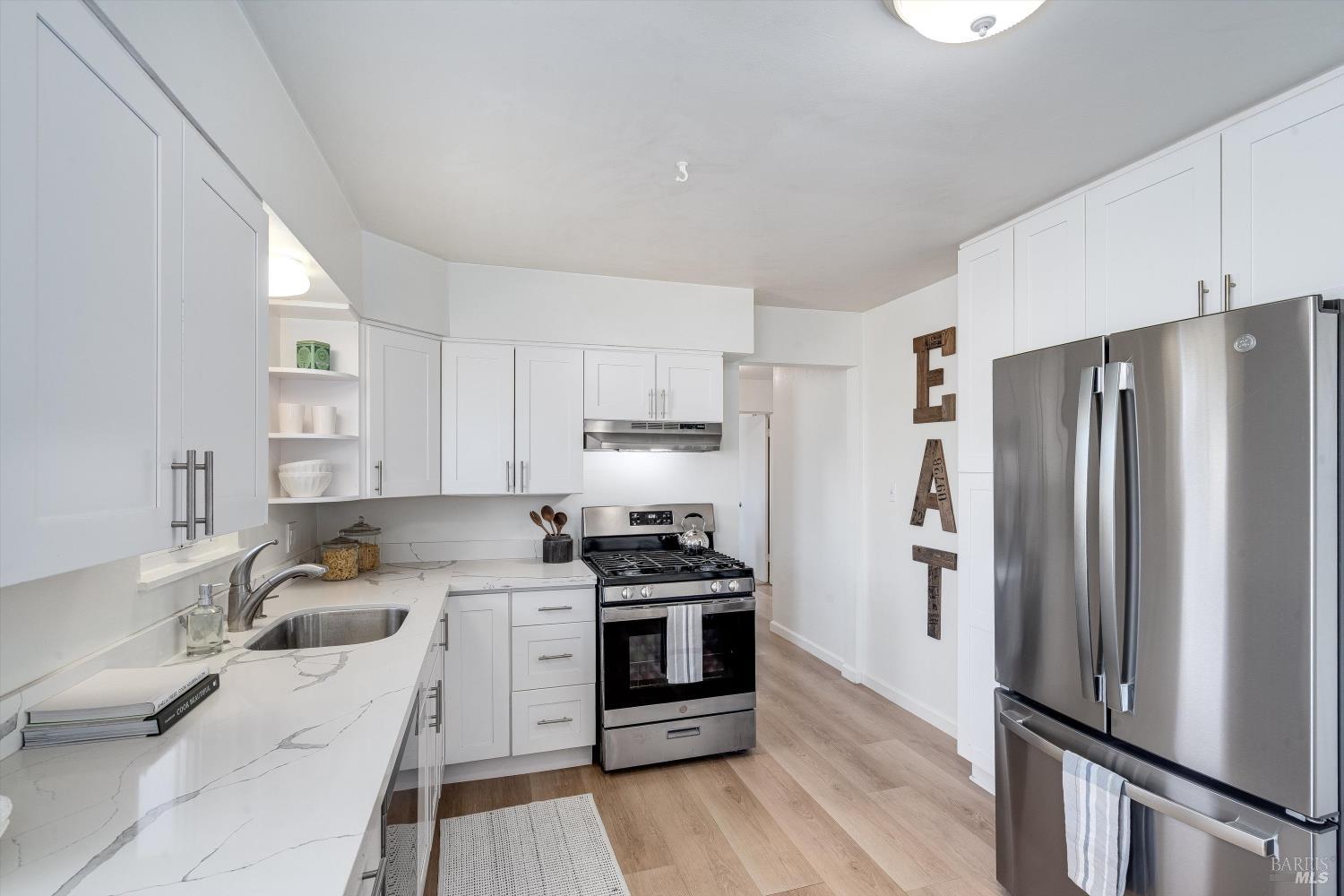 1417 E Madison Street Petaluma CA 94954