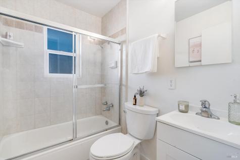 1417 E Madison Street Petaluma CA 94954