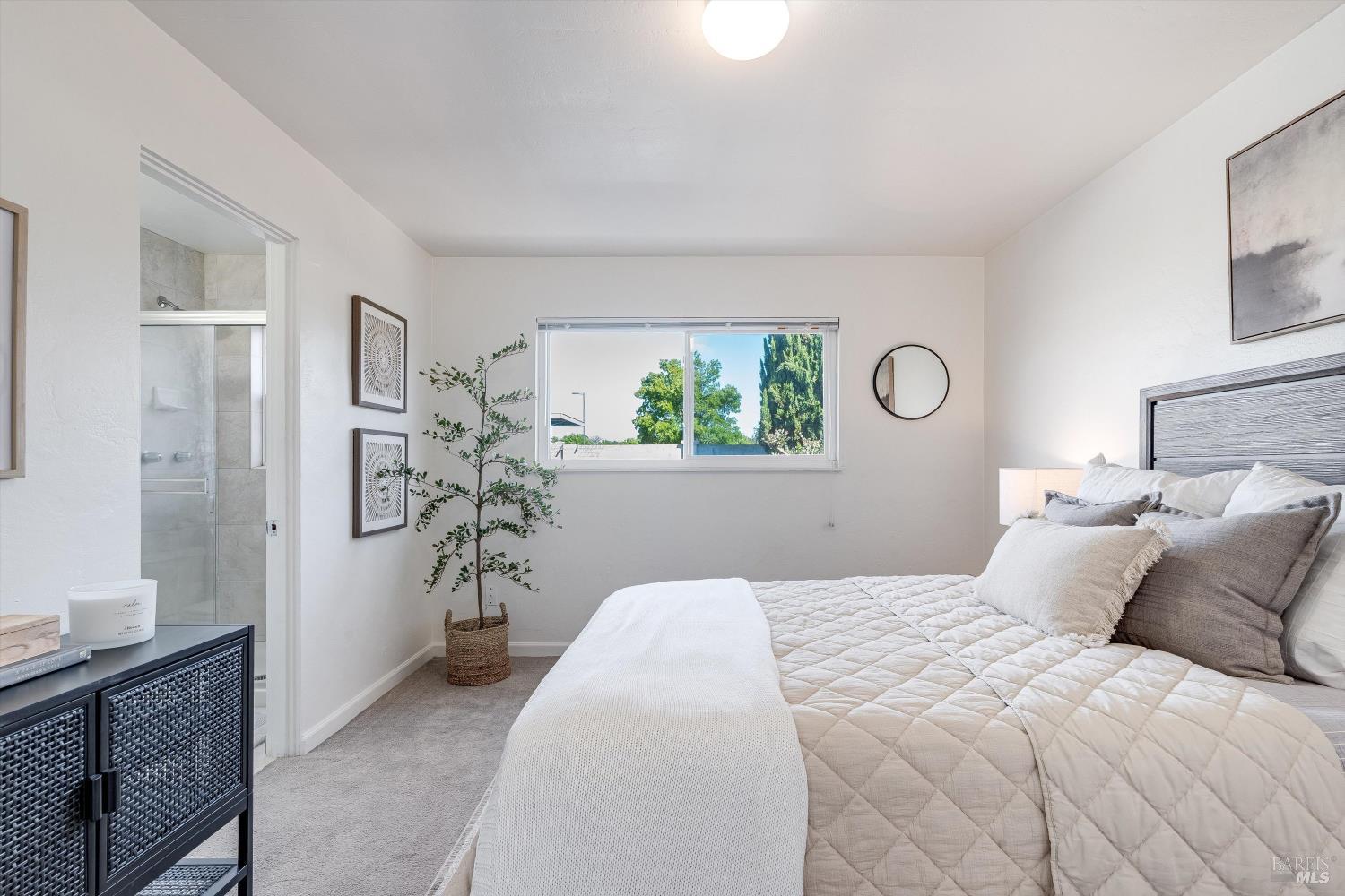 1417 E Madison Street Petaluma CA 94954