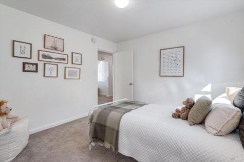 1417 E Madison Street Petaluma CA 94954