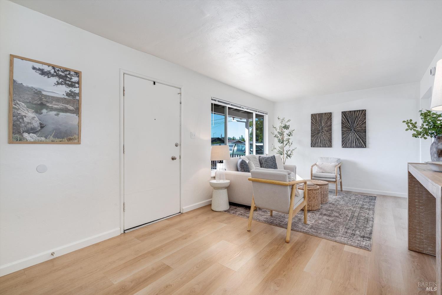 1417 E Madison Street Petaluma CA 94954