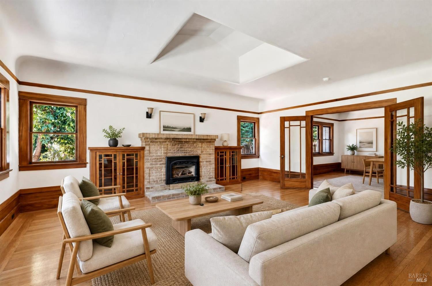 425 Tucker Street Healdsburg CA 95448