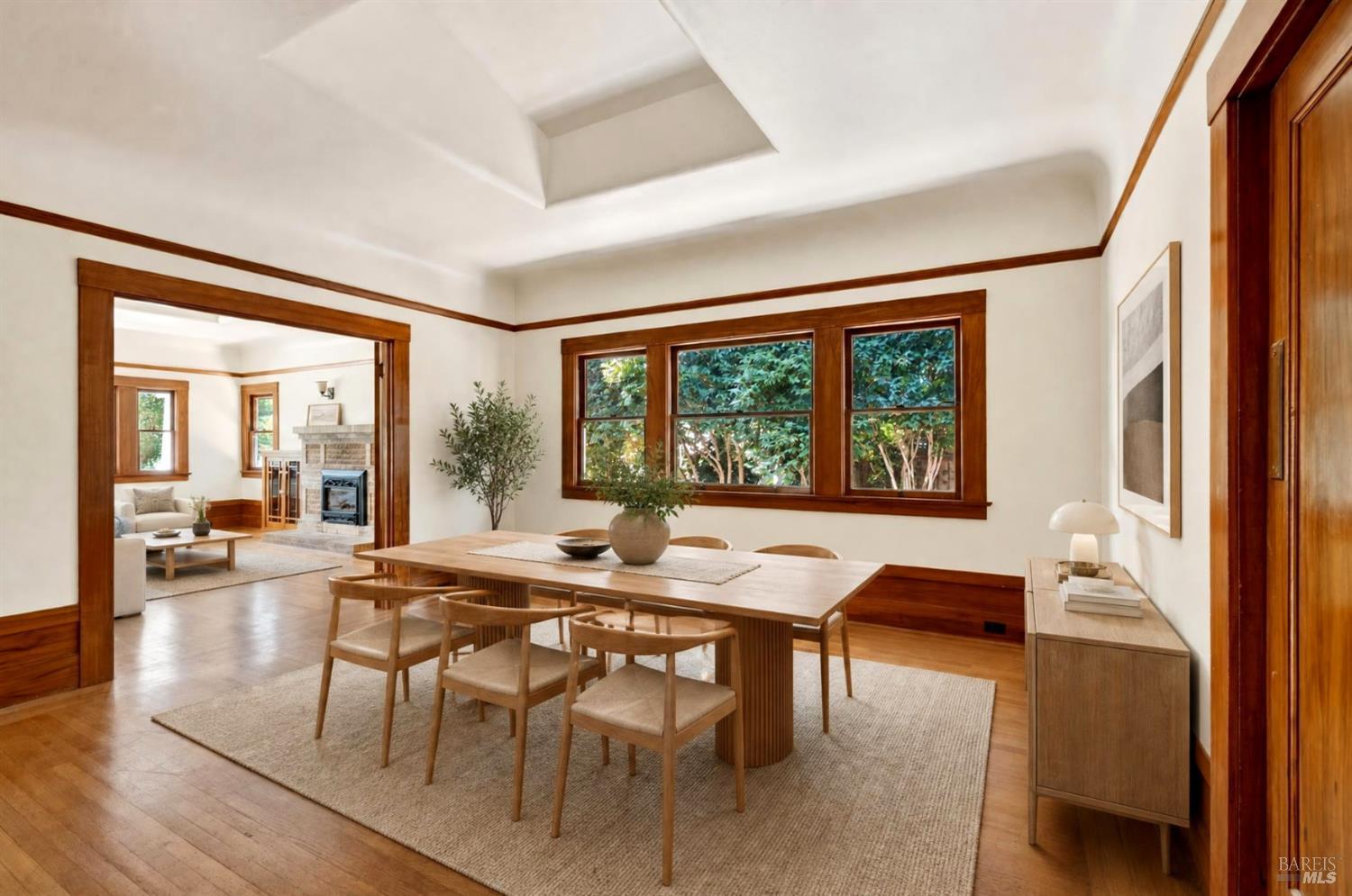 425 Tucker Street Healdsburg CA 95448