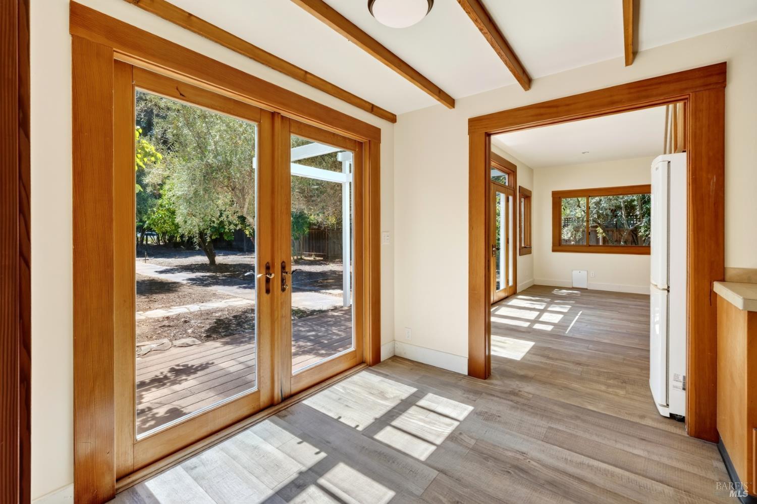 425 Tucker Street Healdsburg CA 95448
