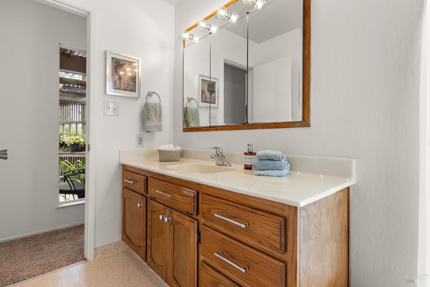 1826 Vervais Avenue Vallejo CA 94591