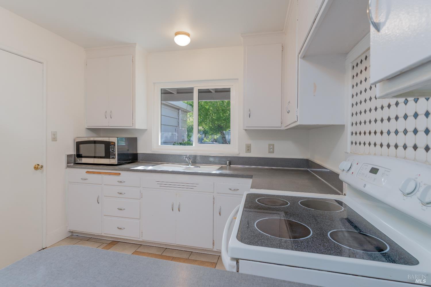 1347 Rose Avenue Ukiah CA 95482