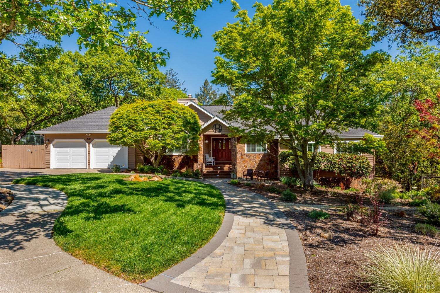 3214 Cobblestone Drive Santa Rosa CA 95404