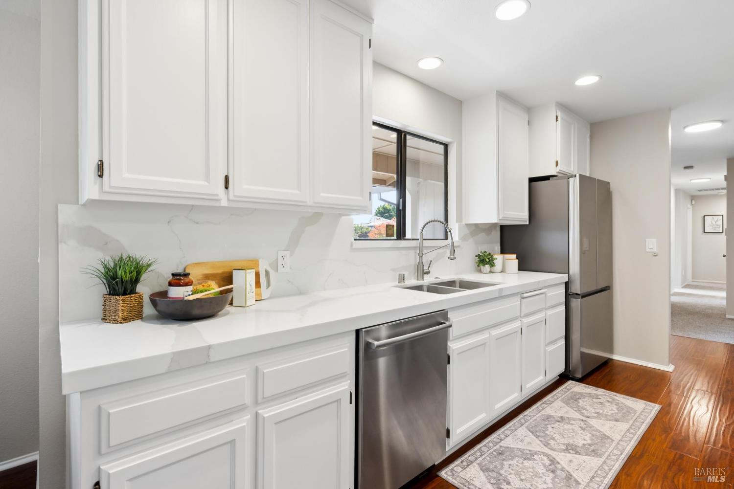 775 W Istvan Road Sonoma CA 95476