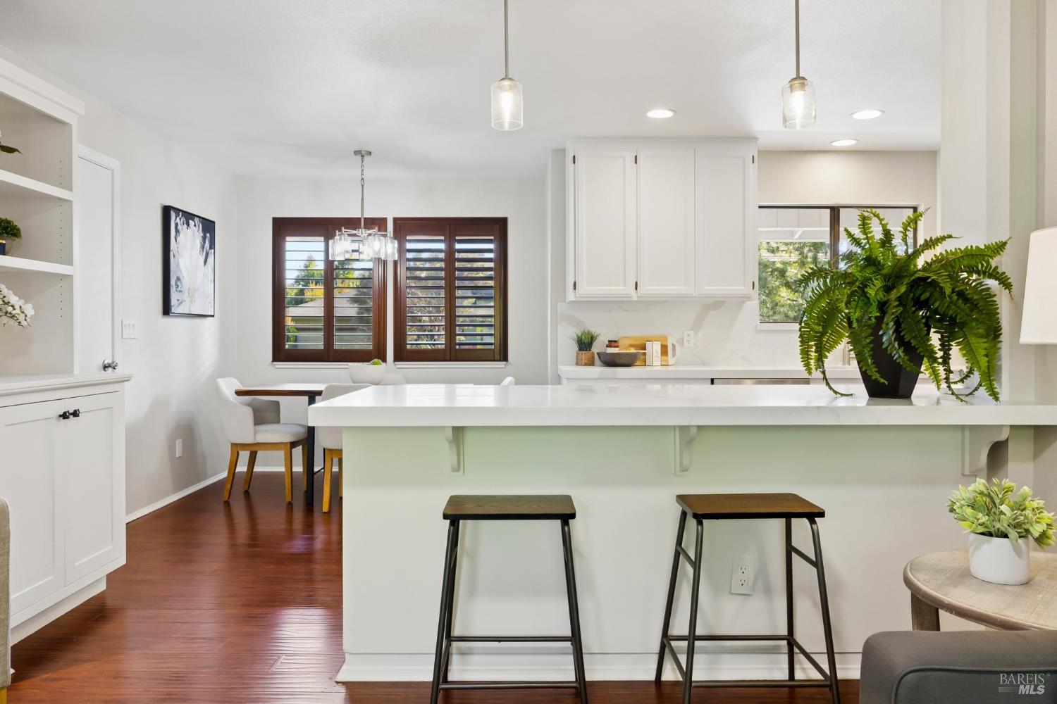 775 W Istvan Road Sonoma CA 95476