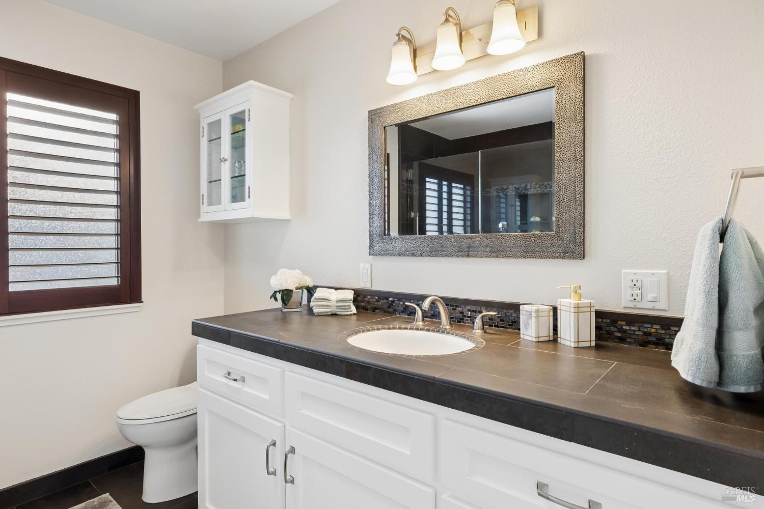775 W Istvan Road Sonoma CA 95476