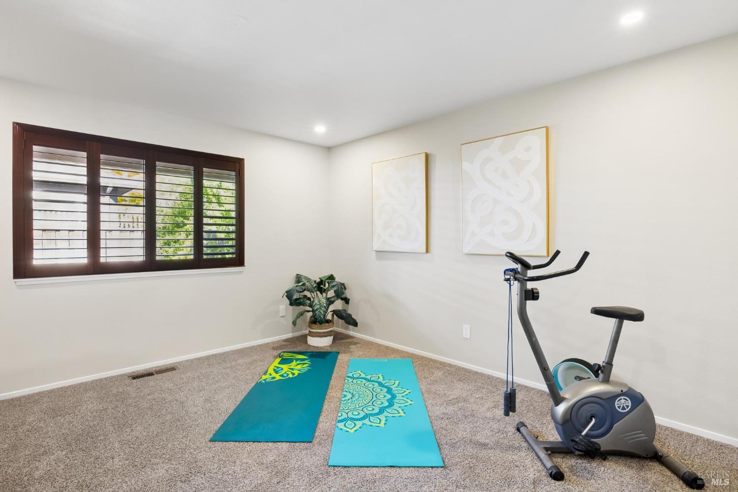 775 W Istvan Road Sonoma CA 95476