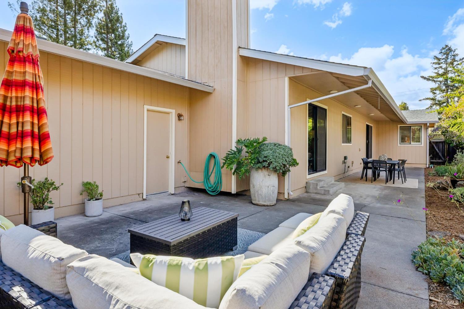 775 W Istvan Road Sonoma CA 95476