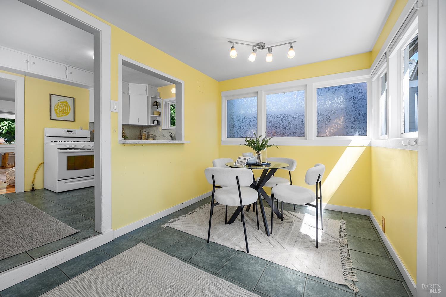 128 Brush Street Graton CA 95444