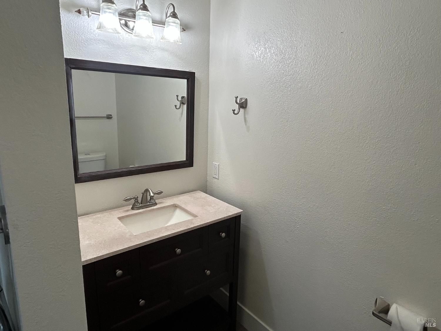 215 Richard Place Vacaville CA 95687