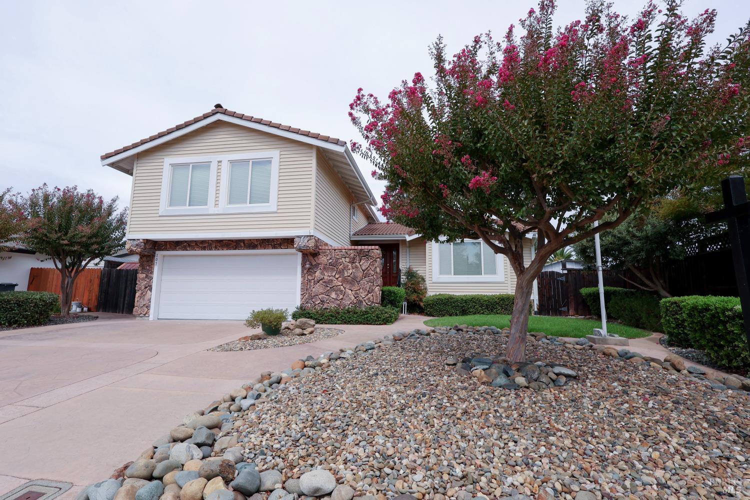 107 Iroquois Drive Vacaville CA 95688