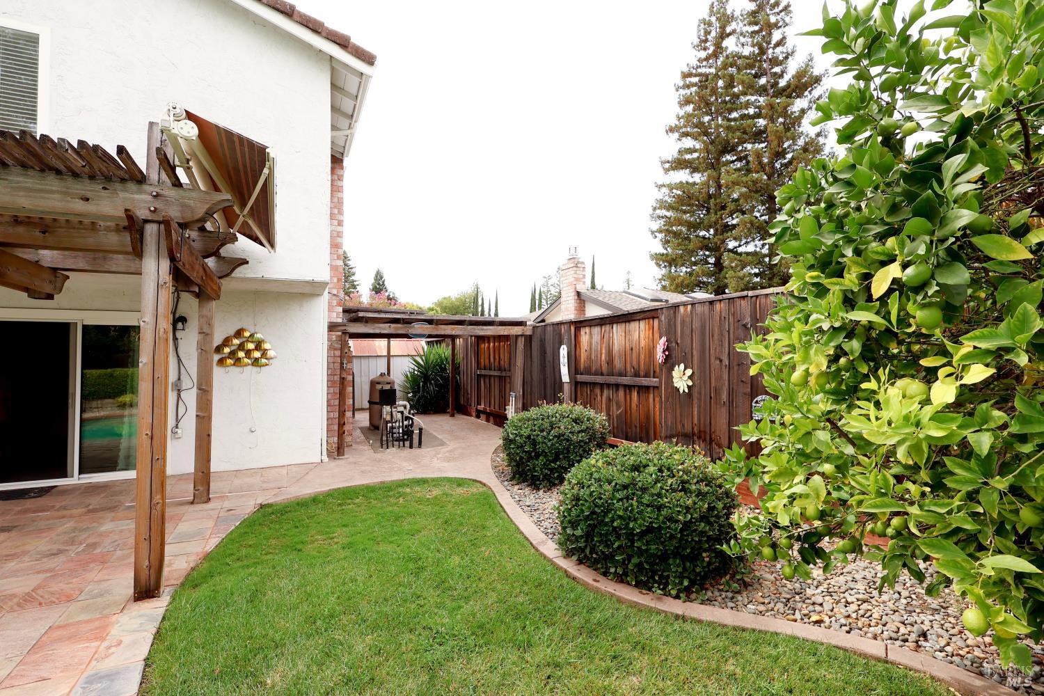 107 Iroquois Drive Vacaville CA 95688