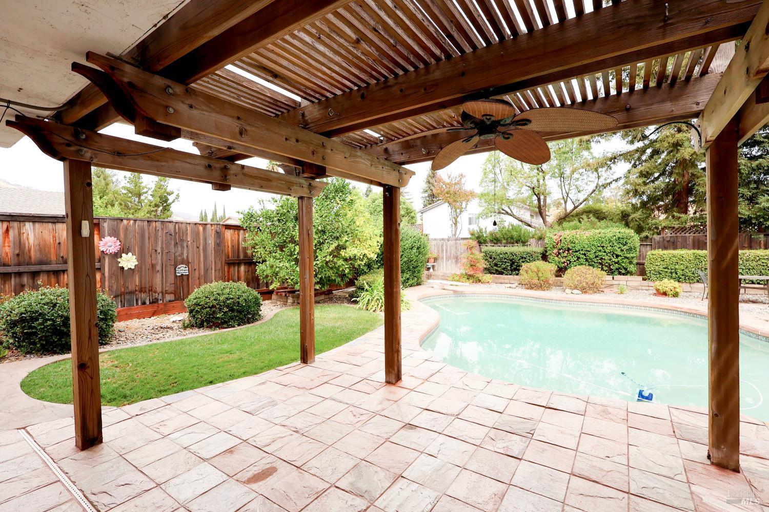 107 Iroquois Drive Vacaville CA 95688