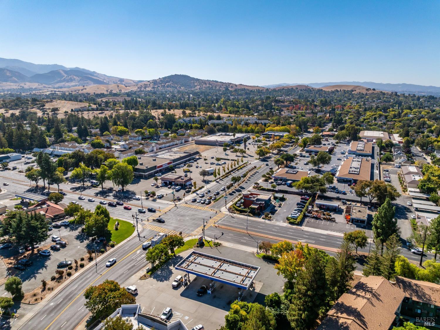 1546 Denkinger Court Concord CA 94521