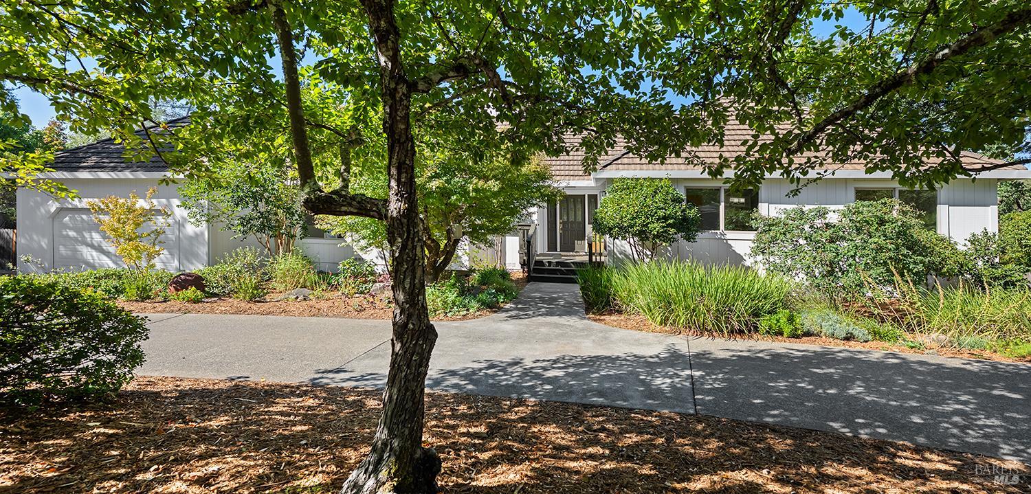 231 Zinfandel Road Healdsburg CA 95448
