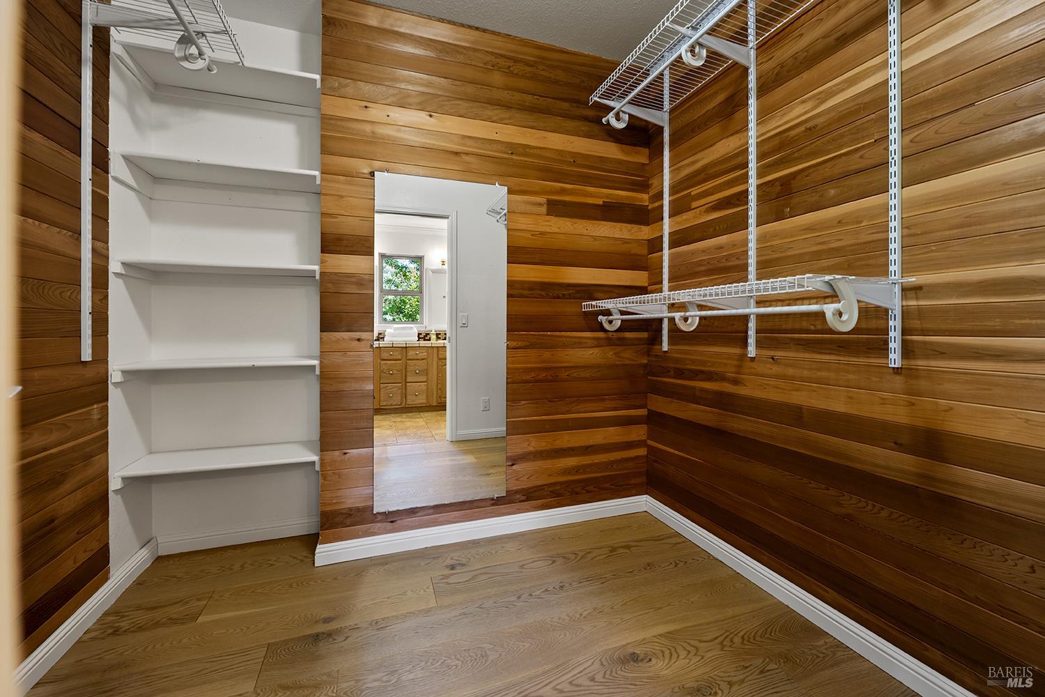 231 Zinfandel Road Healdsburg CA 95448