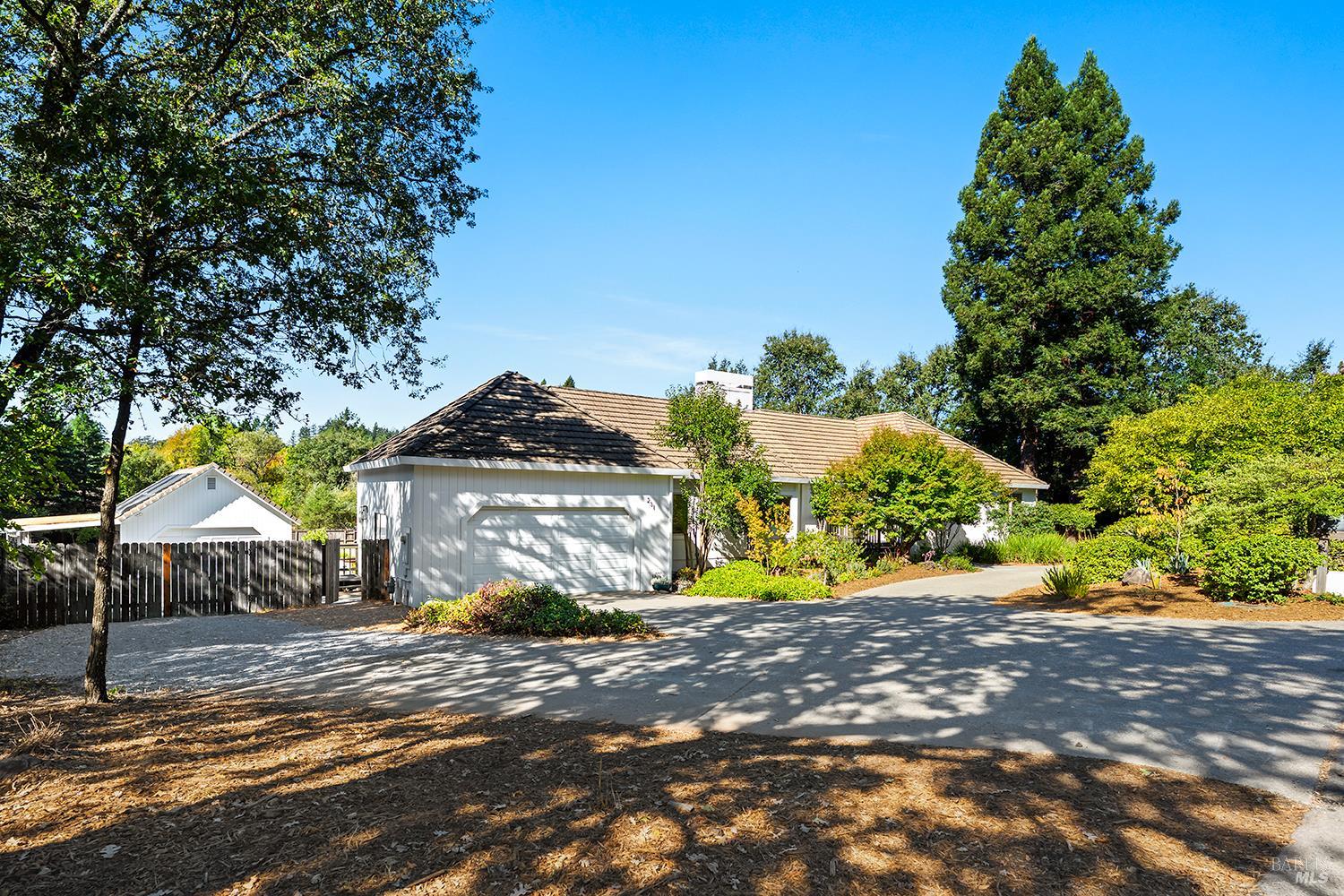 231 Zinfandel Road Healdsburg CA 95448