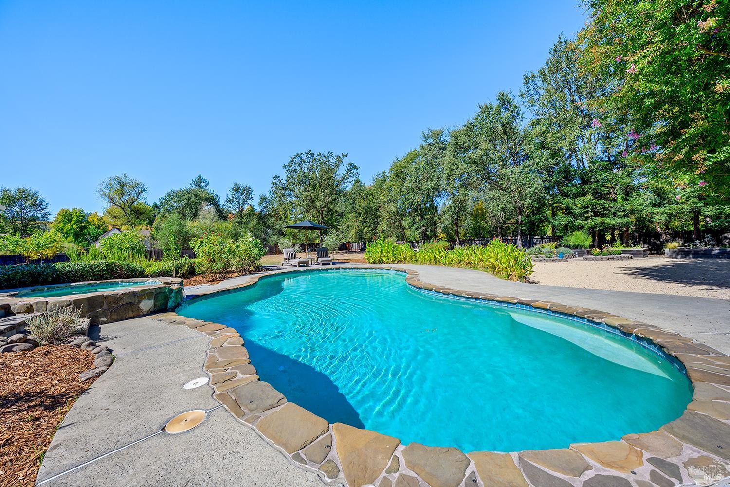 231 Zinfandel Road Healdsburg CA 95448