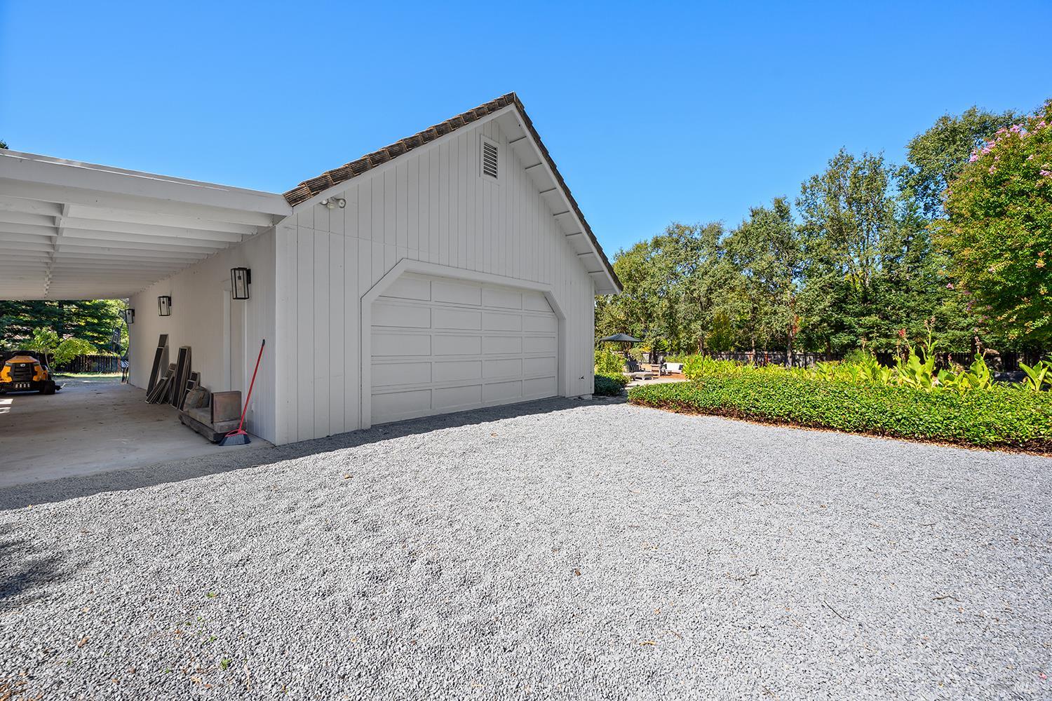 231 Zinfandel Road Healdsburg CA 95448