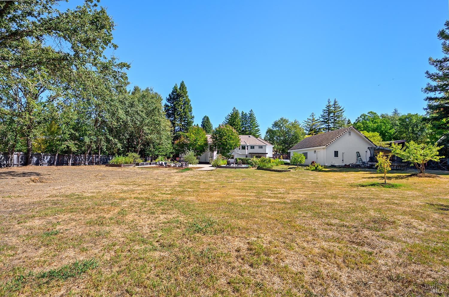 231 Zinfandel Road Healdsburg CA 95448