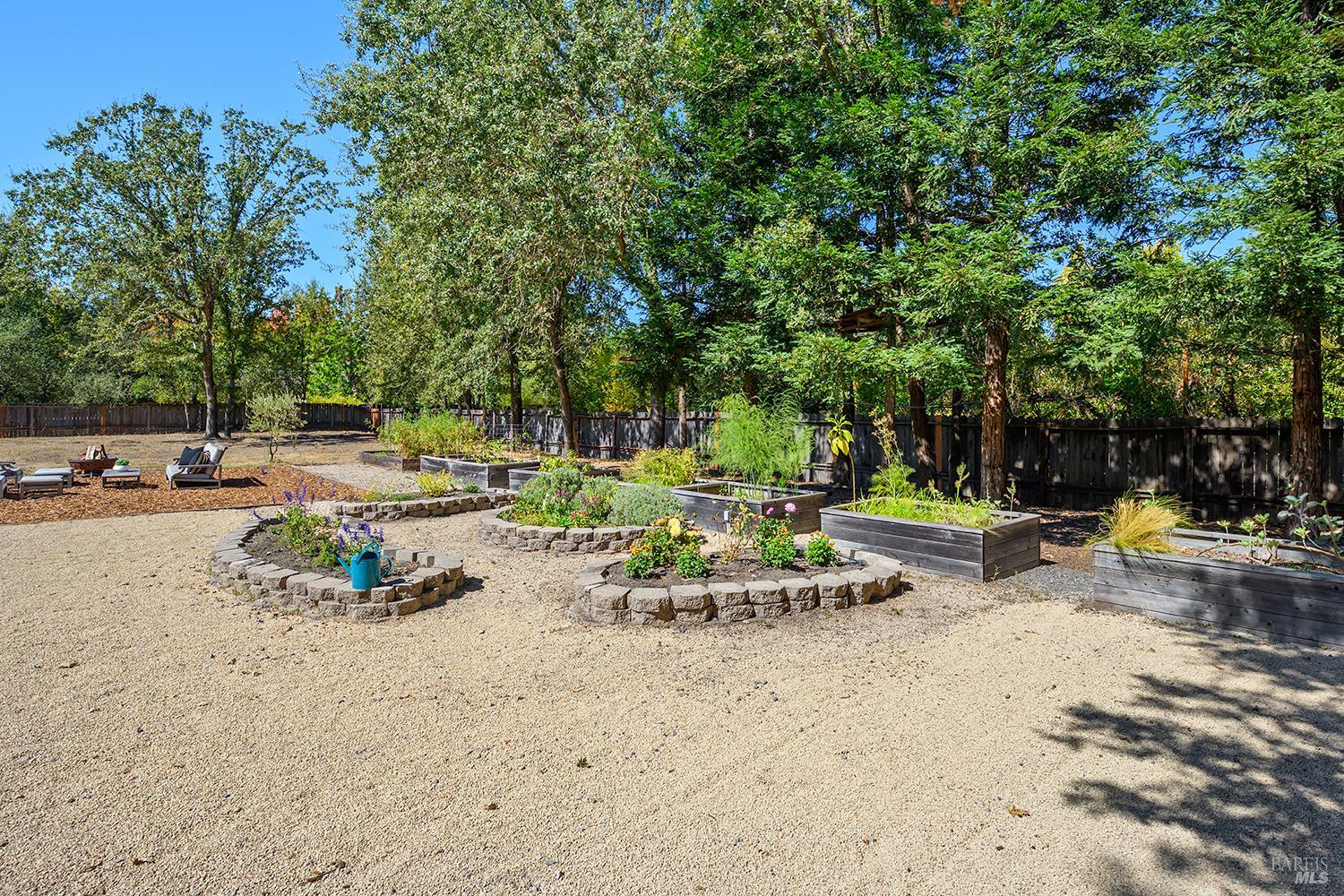 231 Zinfandel Road Healdsburg CA 95448