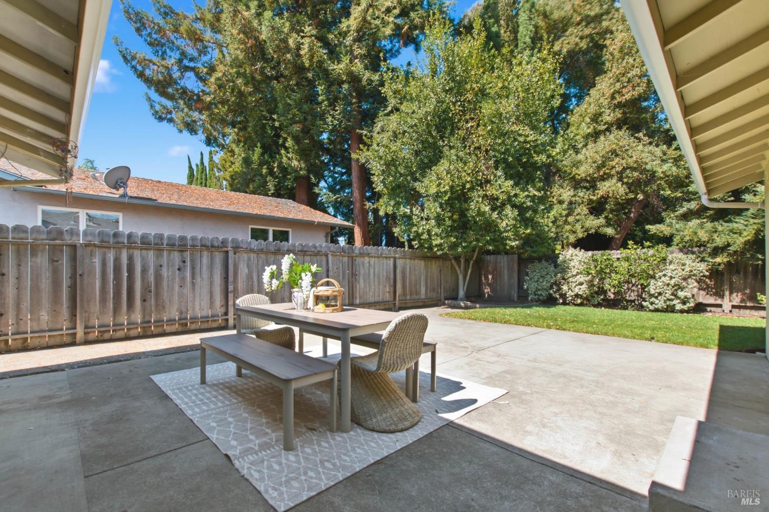 1889 Lindo Street Benicia CA 94510