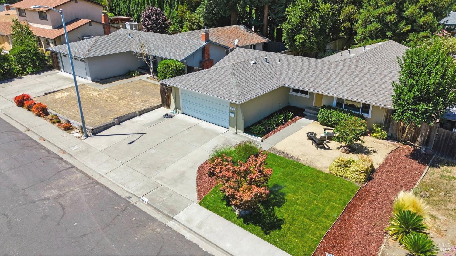 1889 Lindo Street Benicia CA 94510