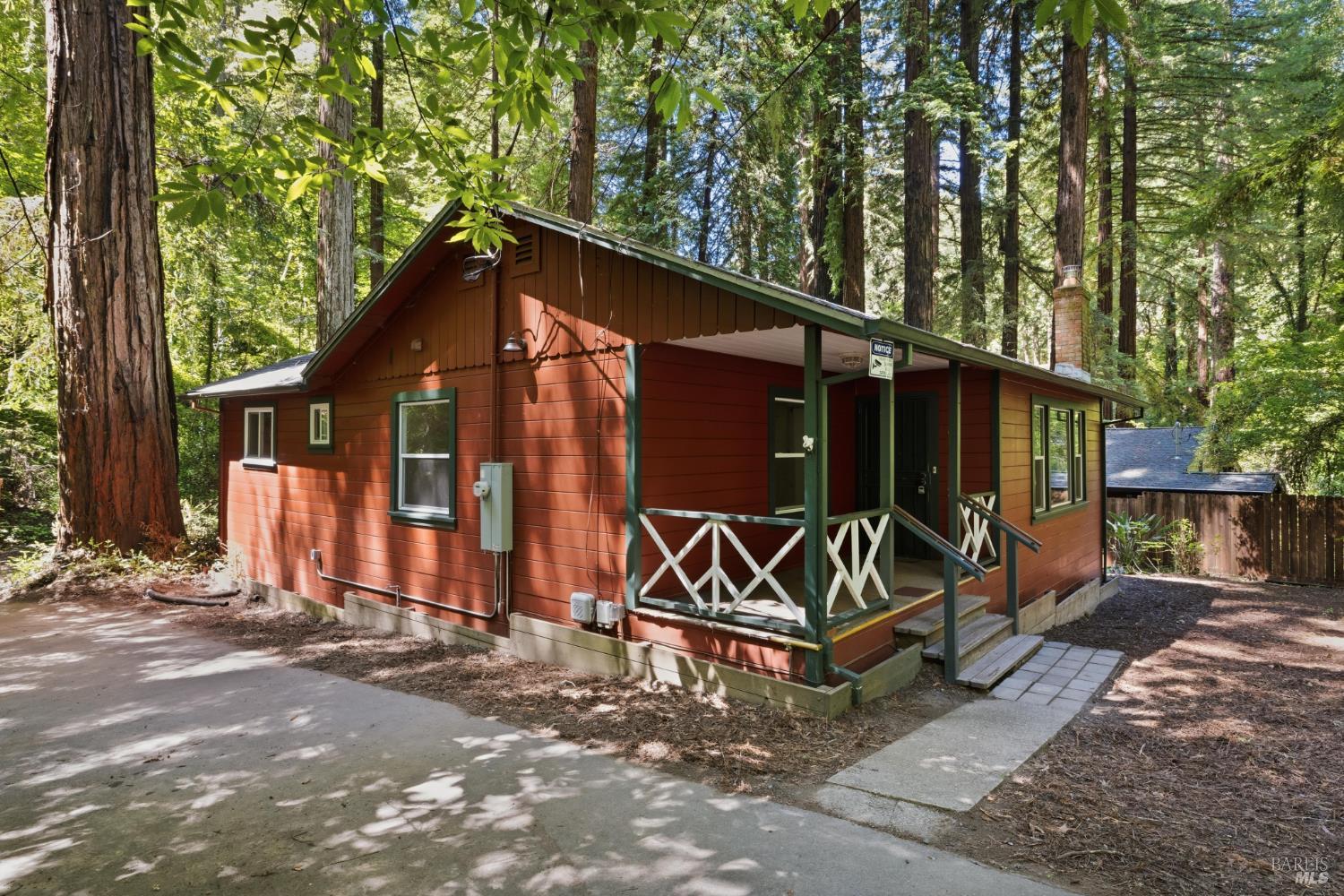 16255 Rio Nido Road Guerneville CA 95446