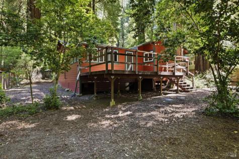16255 Rio Nido Road Guerneville CA 95446