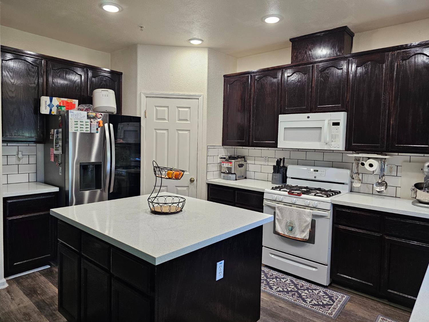 25763 Gable Court Esparto CA 95627