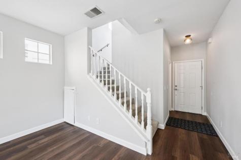 2032 Easton Drive Petaluma CA 94952