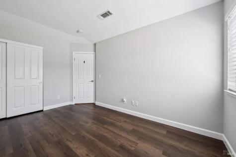 2032 Easton Drive Petaluma CA 94952