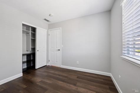 2032 Easton Drive Petaluma CA 94952