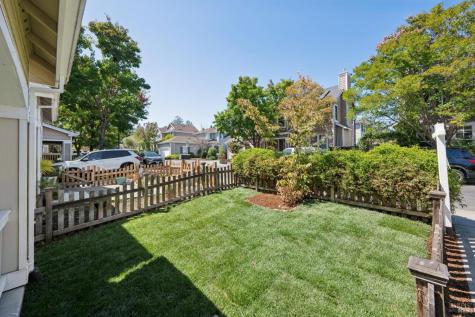 2032 Easton Drive Petaluma CA 94952