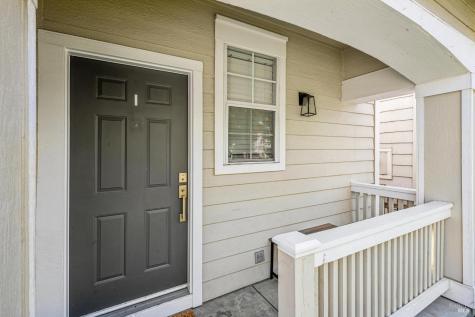 2032 Easton Drive Petaluma CA 94952
