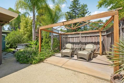 3195 Montecito Meadow Drive Santa Rosa CA 95404