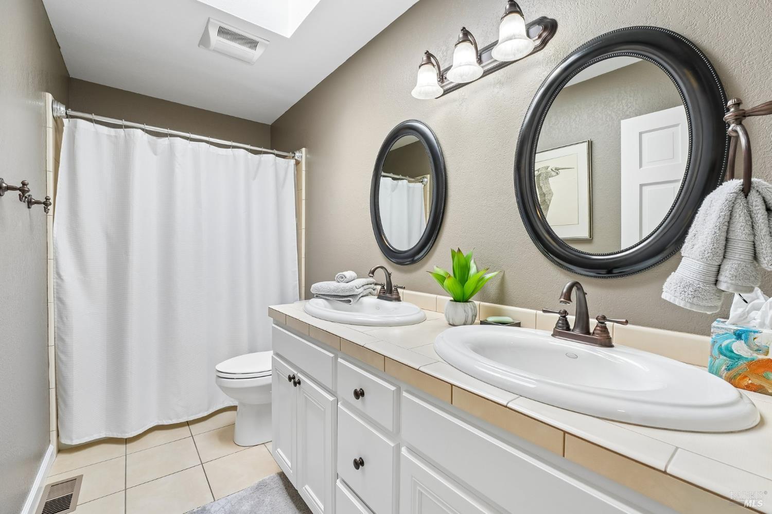 3195 Montecito Meadow Drive Santa Rosa CA 95404
