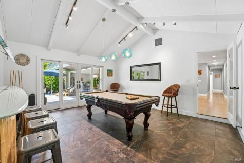 3195 Montecito Meadow Drive Santa Rosa CA 95404
