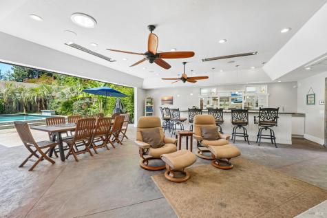 3195 Montecito Meadow Drive Santa Rosa CA 95404
