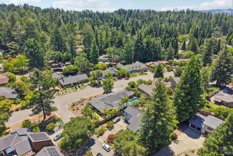 3195 Montecito Meadow Drive Santa Rosa CA 95404